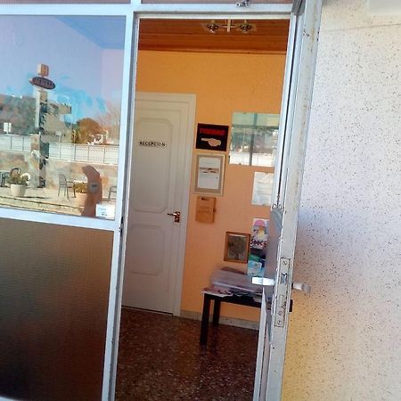 Hostal Lleida Calafell Zewnętrze zdjęcie